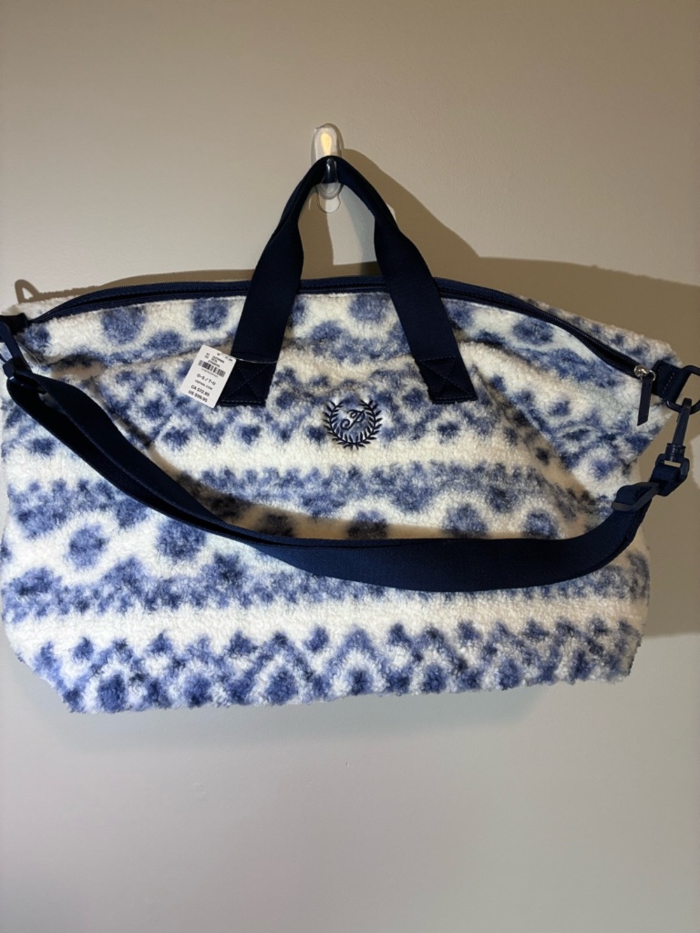 PINK Victoria's Secret Navy & White Sherpa Weekender Bag